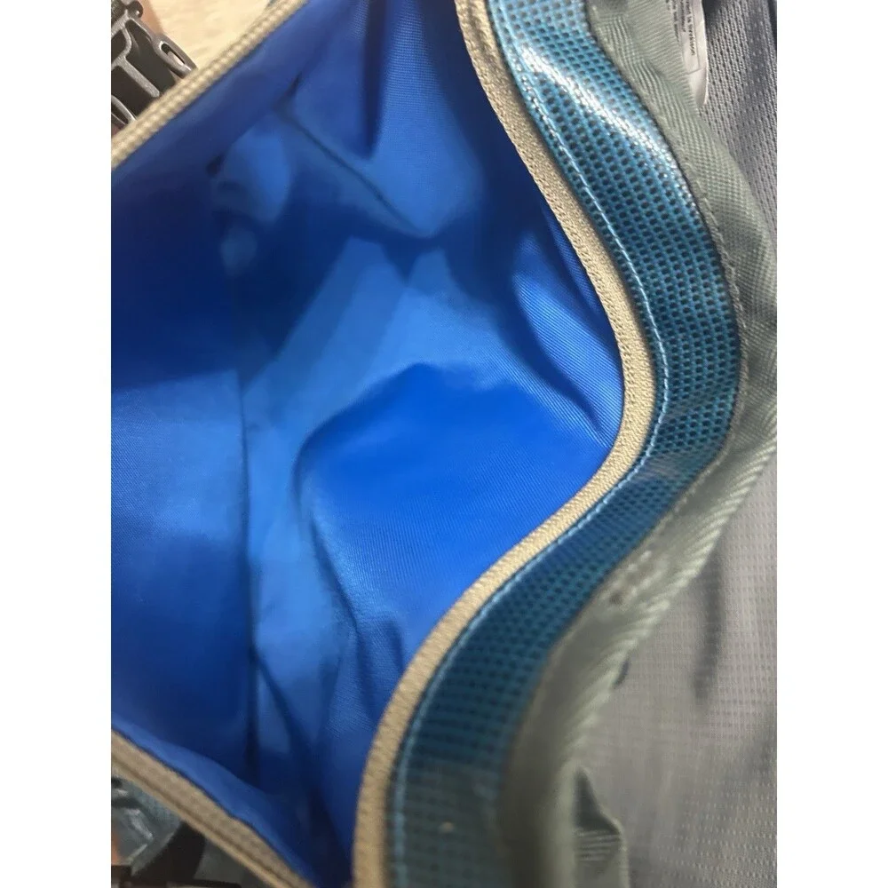 Patagonia Black Hole Mini Messenger Bag Blue 49320 FLAWS